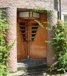 Twee deuren in één portiek
<br/>
Richard Keijzer, 2014-08-12